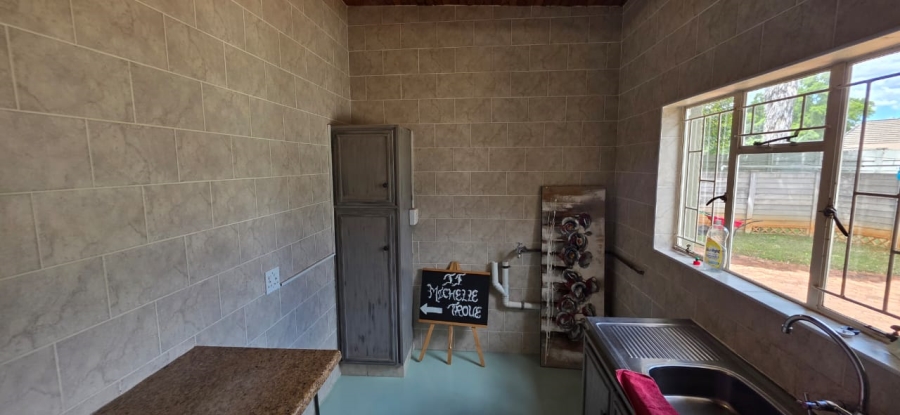 4 Bedroom Property for Sale in Flamwood North West